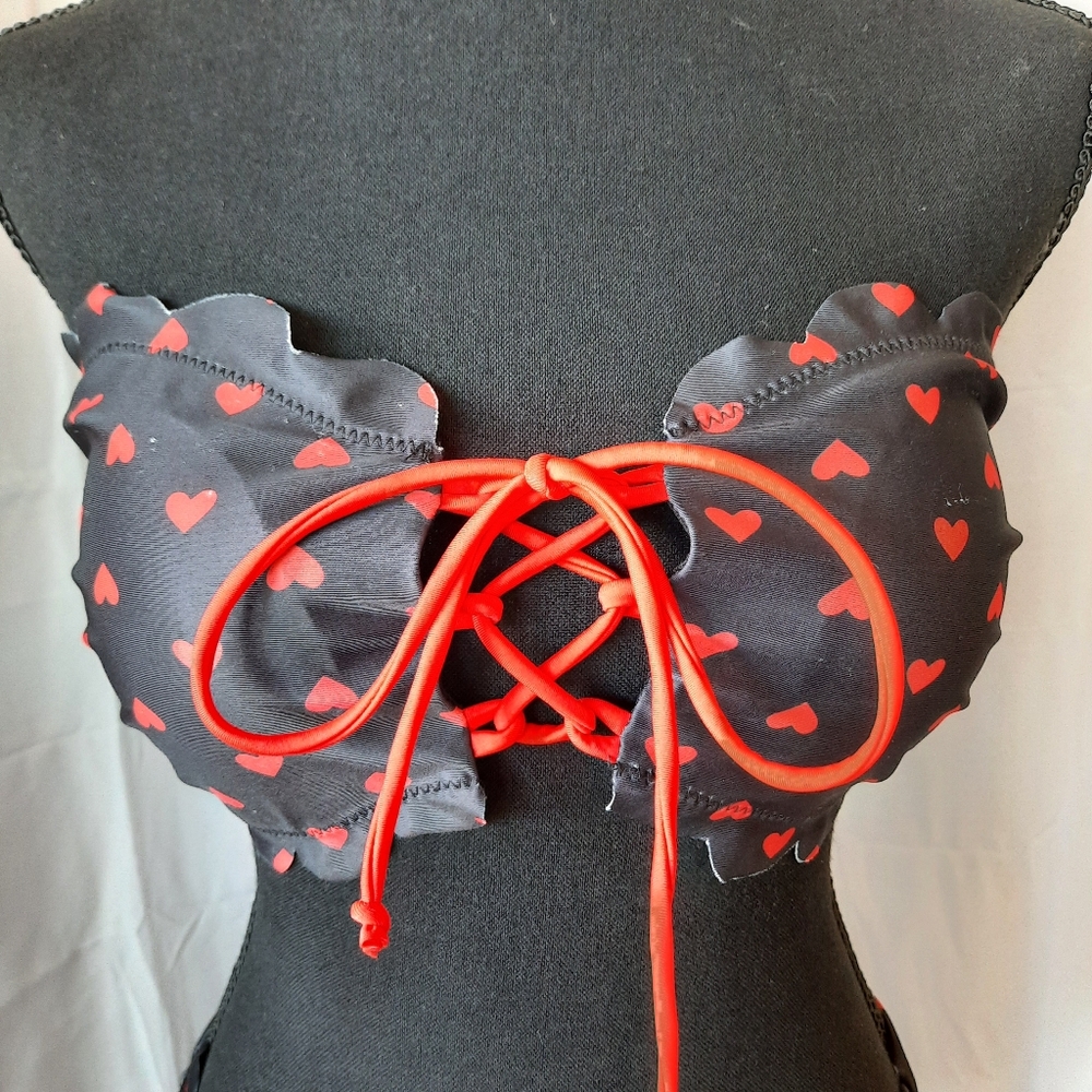 3pc Bikini Set & Mesh Skirt Swim Suit Red Hearts Black Womens Sz Large - Picture 3 of 16